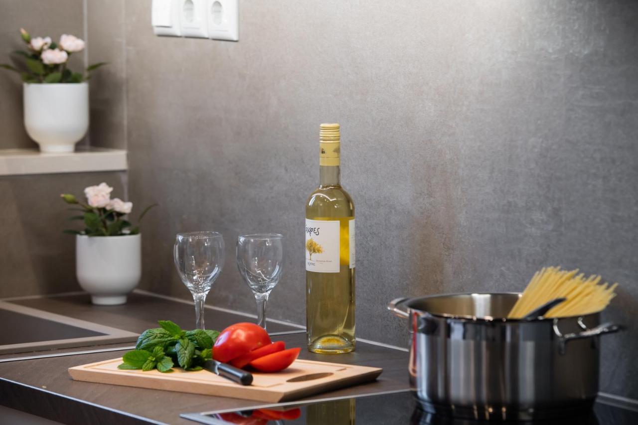 Ferienwohnung Il Segreto Di Varda Apolpaina Exterior foto