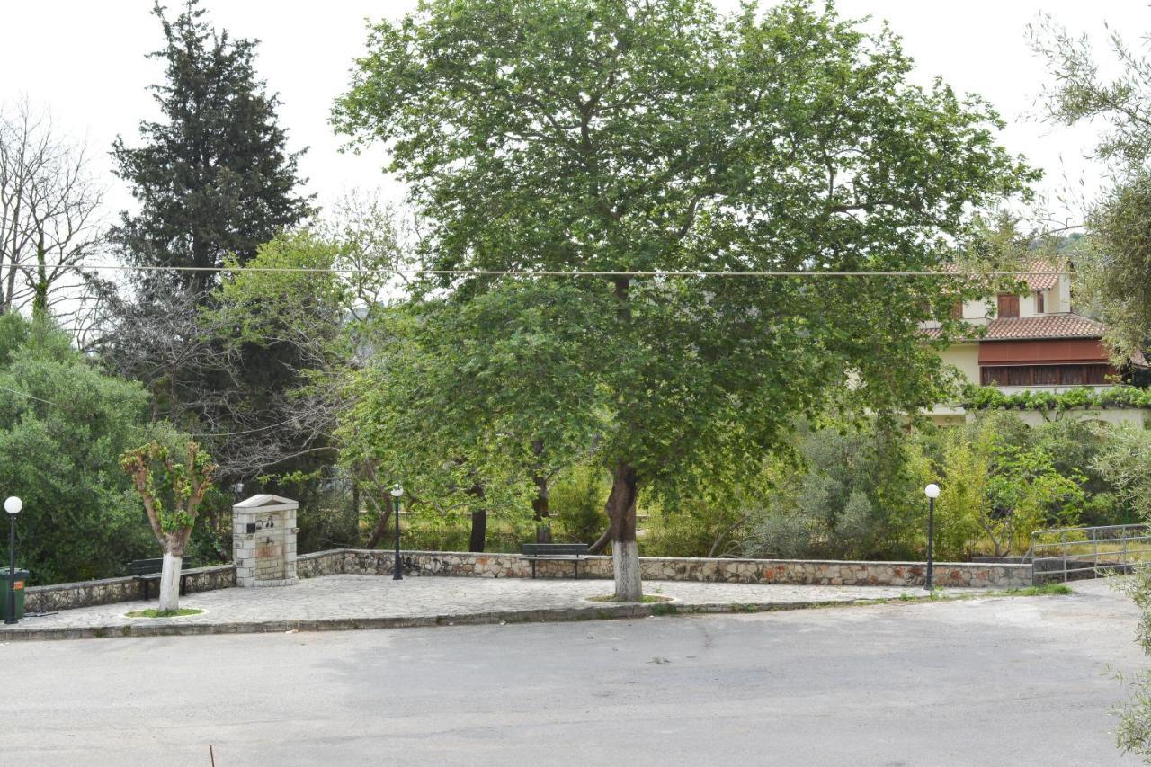 Ferienwohnung Il Segreto Di Varda Apolpaina Exterior foto