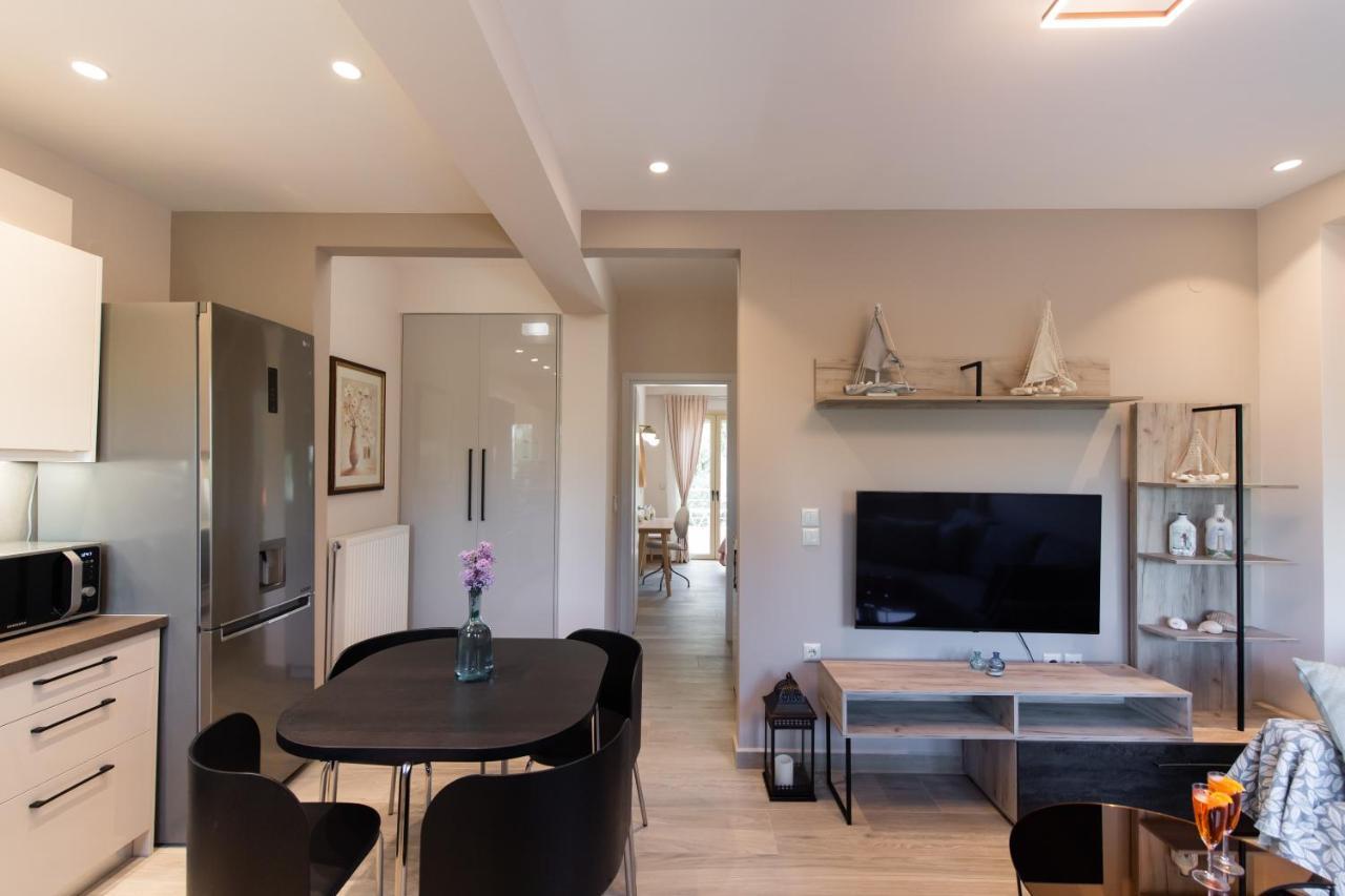 Ferienwohnung Il Segreto Di Varda Apolpaina Exterior foto