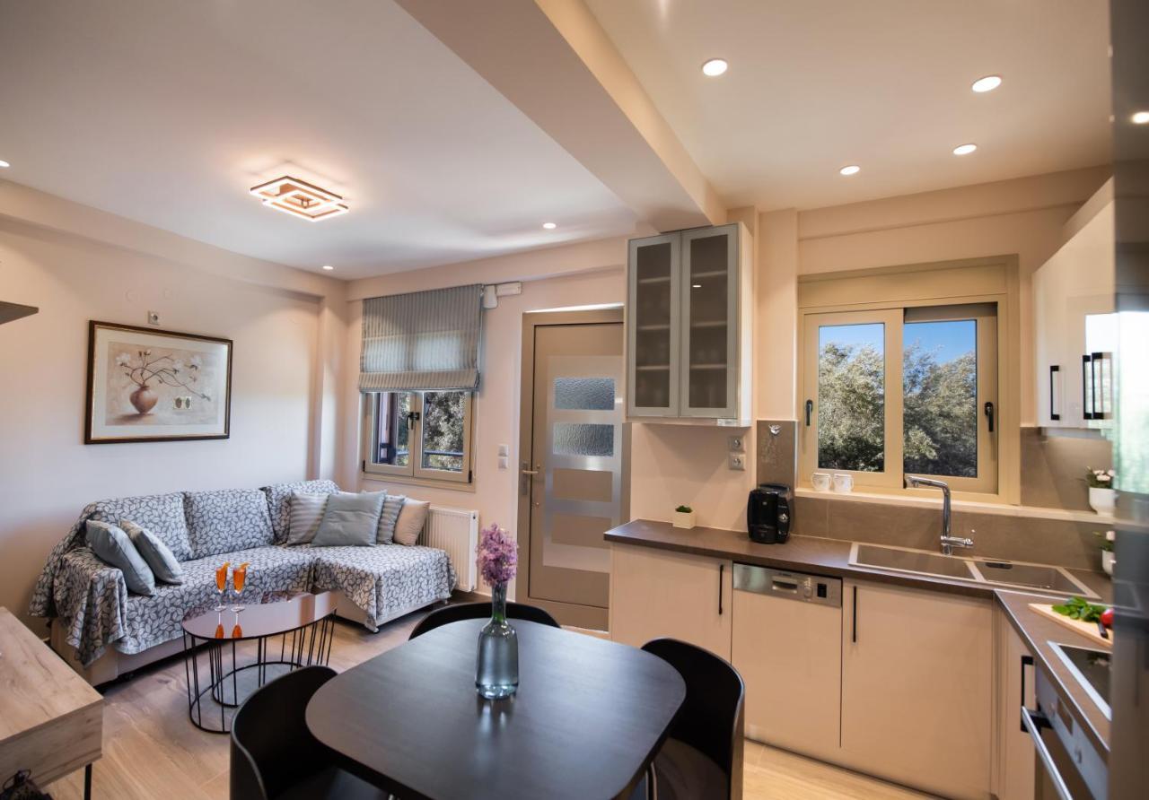 Ferienwohnung Il Segreto Di Varda Apolpaina Exterior foto